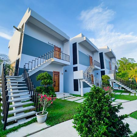 The R&B Boutique Hotel Kampot Exterior photo