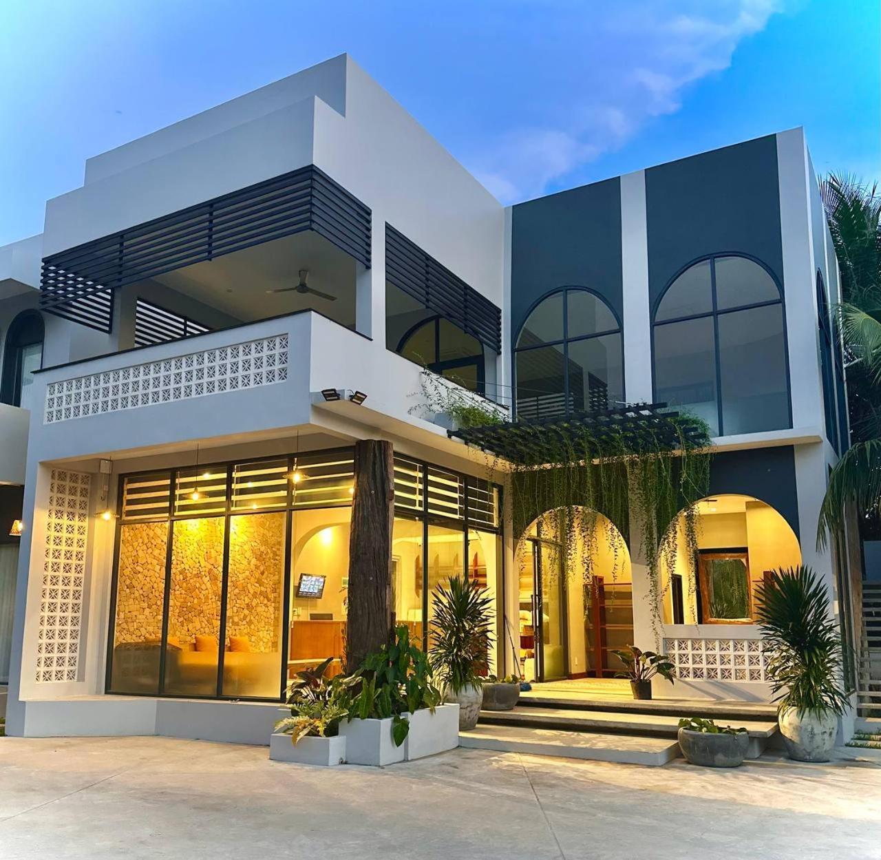 The R&B Boutique Hotel Kampot Exterior photo