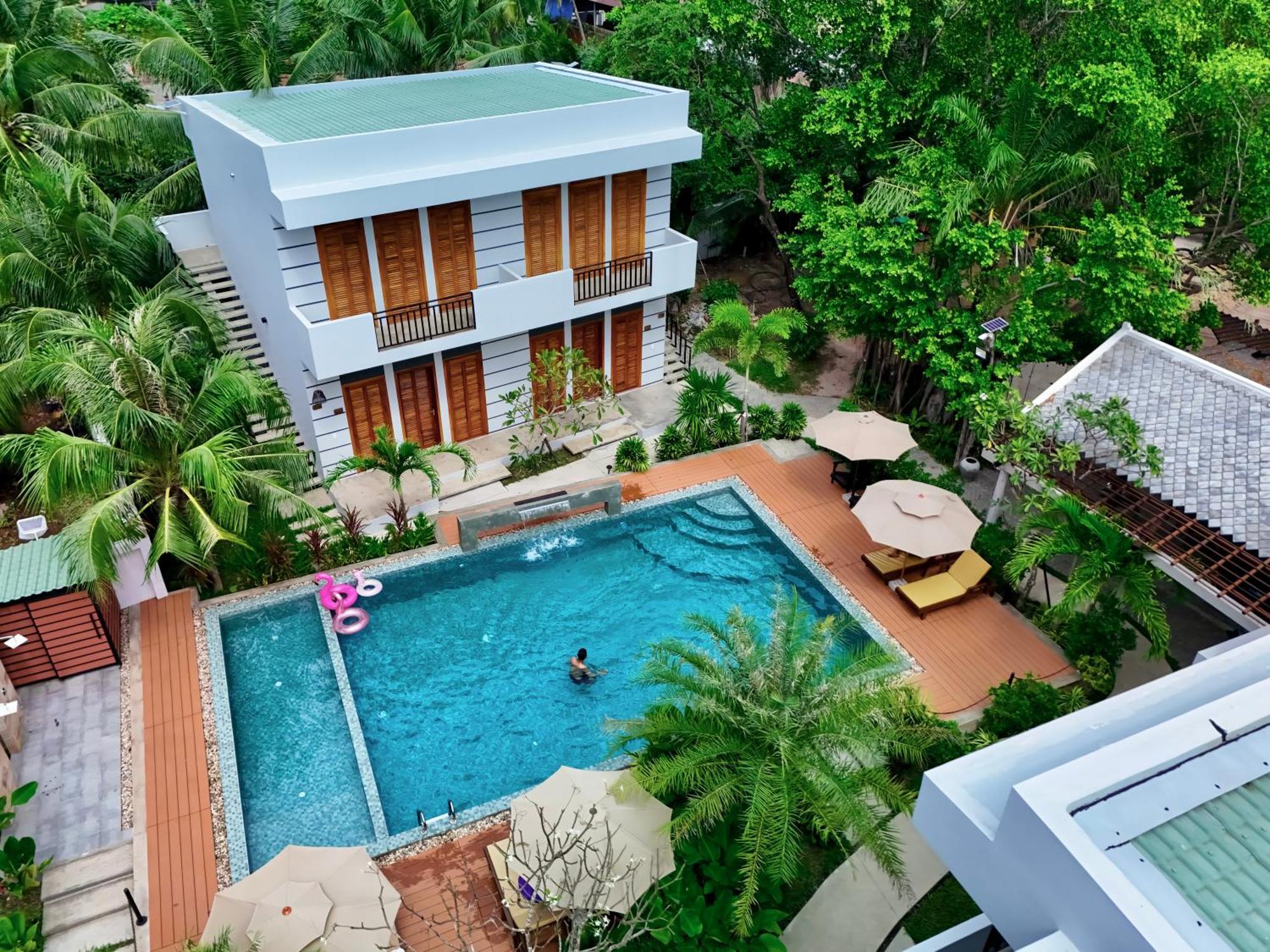 The R&B Boutique Hotel Kampot Exterior photo