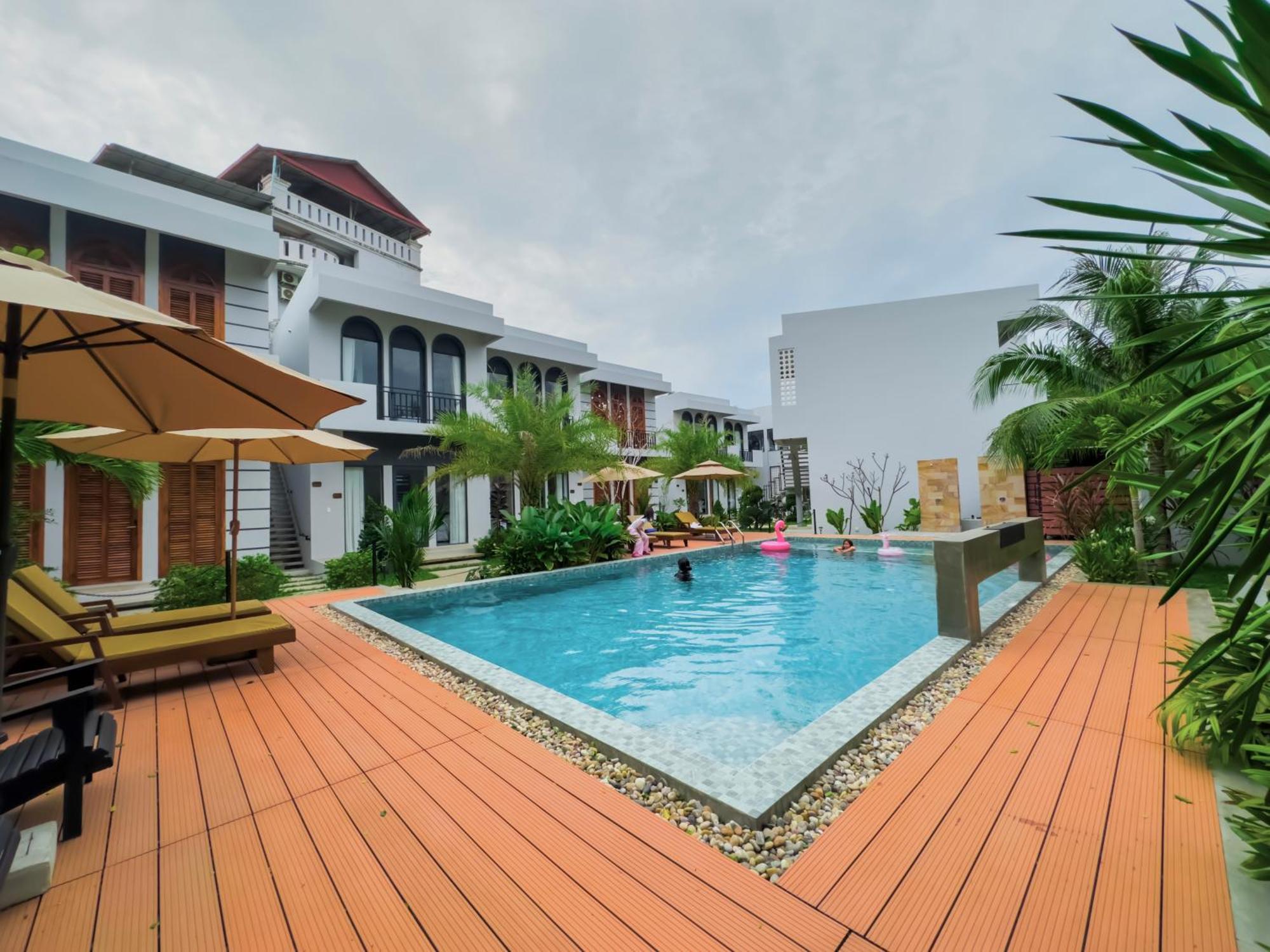 The R&B Boutique Hotel Kampot Exterior photo